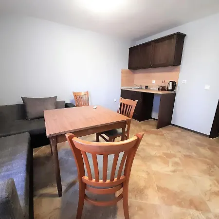 Hotel Complex Strandzhata 3*