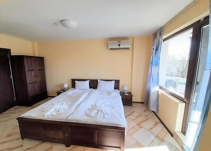 Хотел комплекс странджата 3*